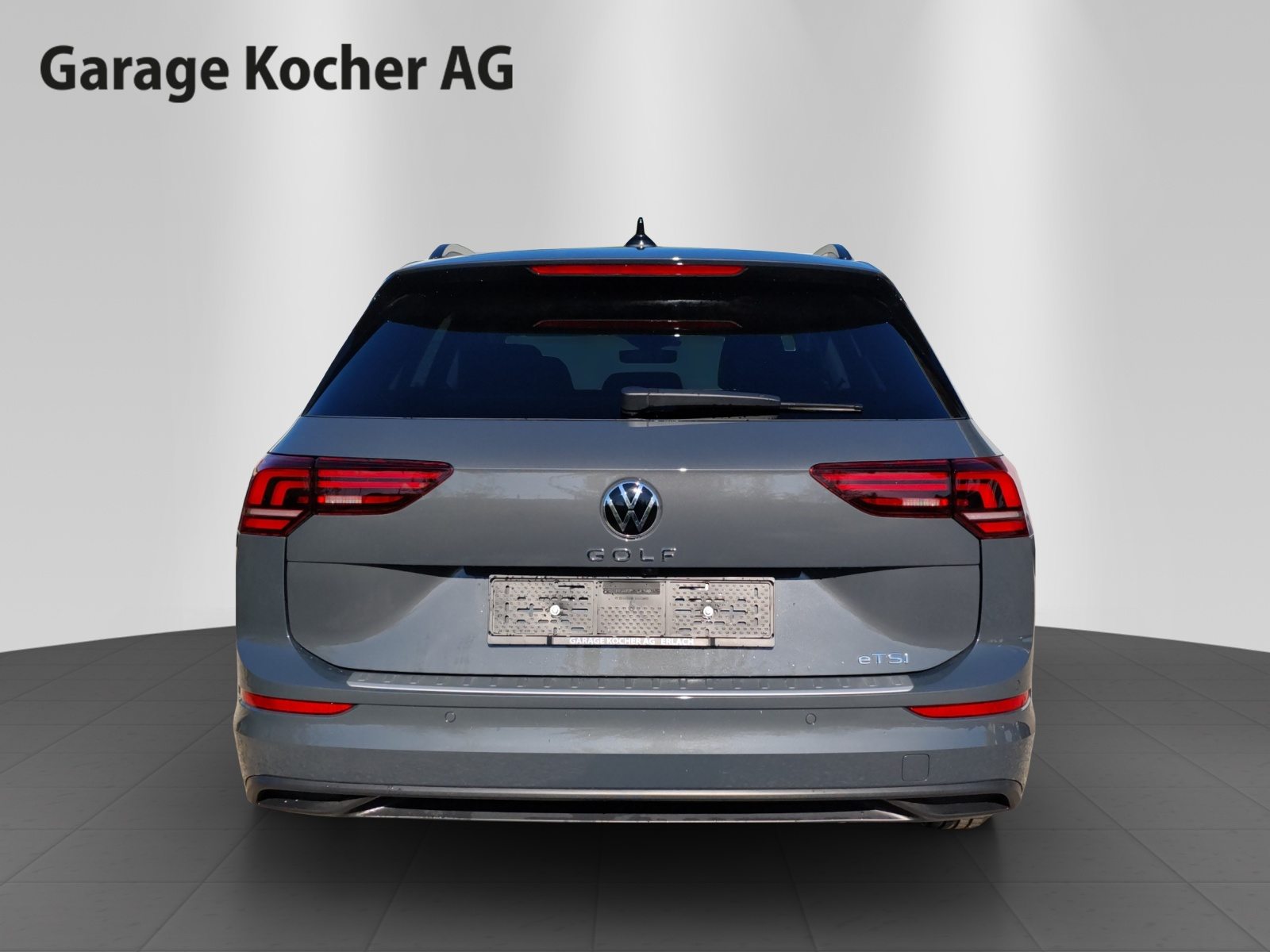 VW Golf Variant PA Life, Petrol, Second hand / Used, Automatic - 4