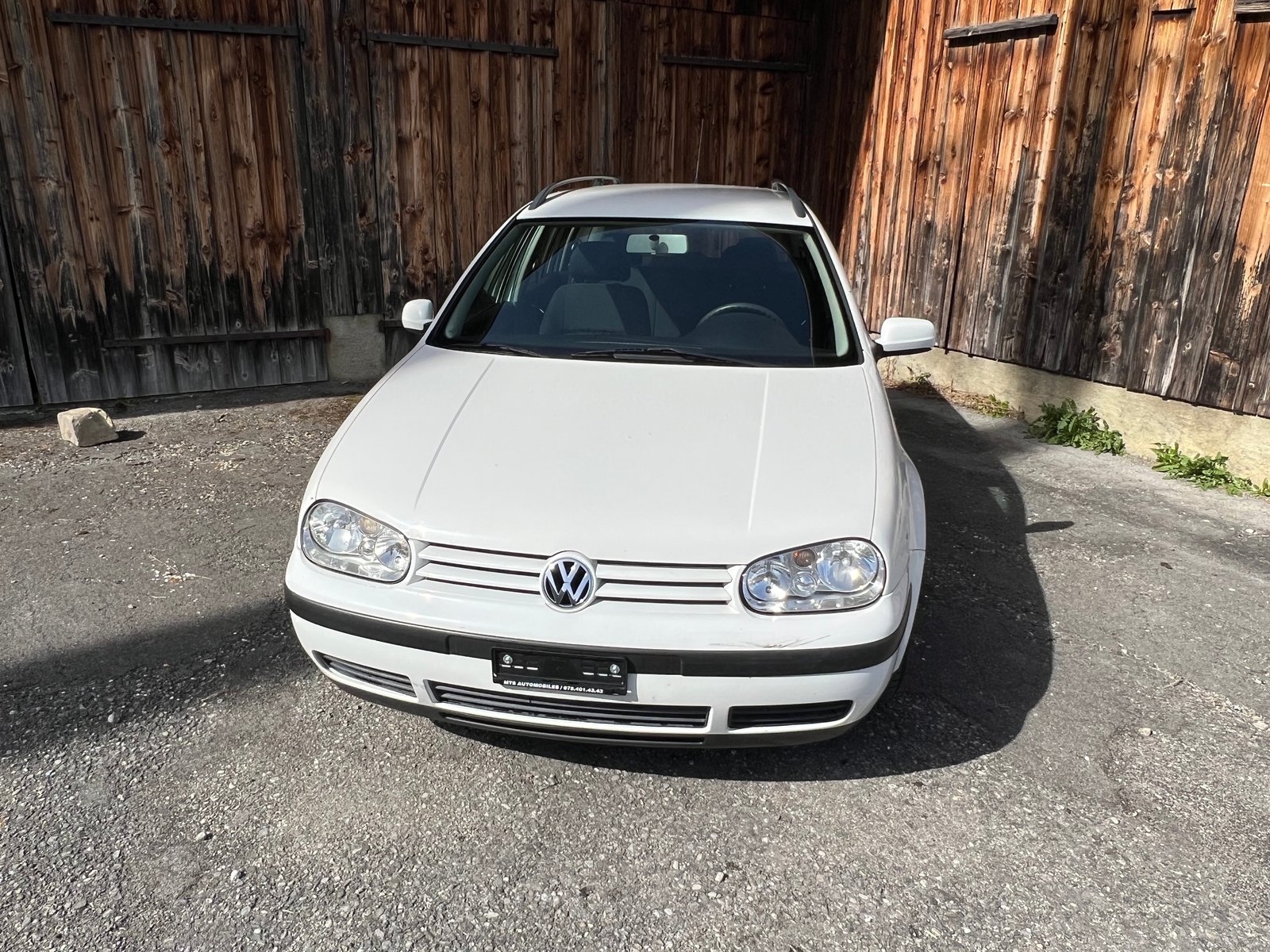 VW Golf Variant 1.6, Petrol, Second hand / Used, Manual - 2