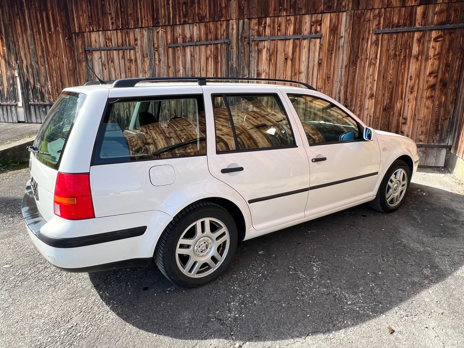 VW Golf Variant 1.6, Petrol, Second hand / Used, Manual - 3