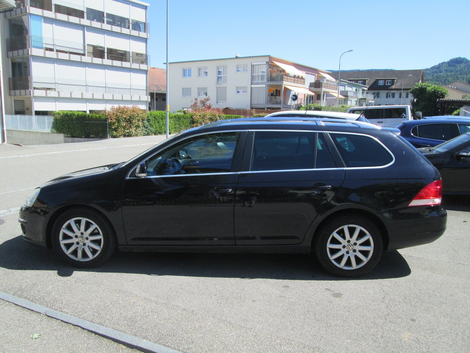 VW Golf Variant 1.4 TSI Comfortline, Petrol, Second hand / Used, Manual - 2