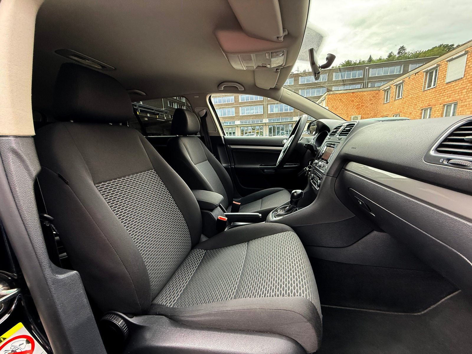 VW Golf Variant 1.2 TSI Trendline DSG-Automat, Benzin, Occasion / Gebraucht, Automatik - 7