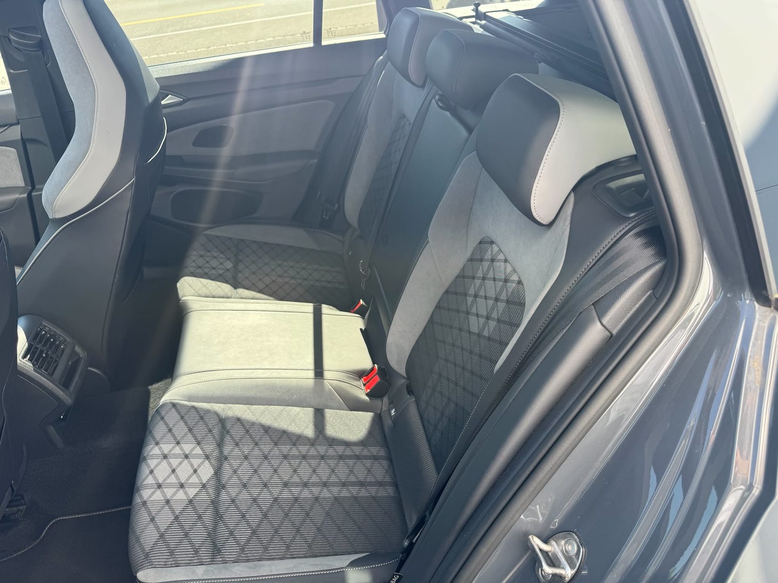 VW Golf Variant R-Line, Benzin, Occasion / Gebraucht, Automatik - 6