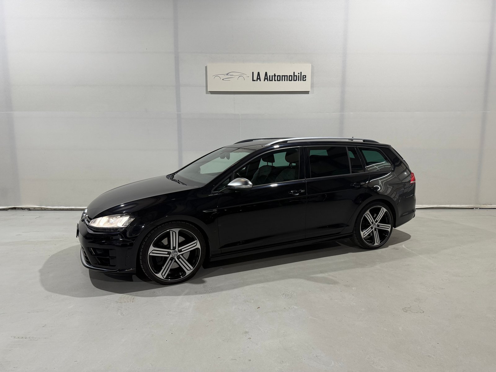 VW Golf Variant 2.0 TSI R 4 Motion DSG, Essence, Occasion / Utilisé, Automatique - 2