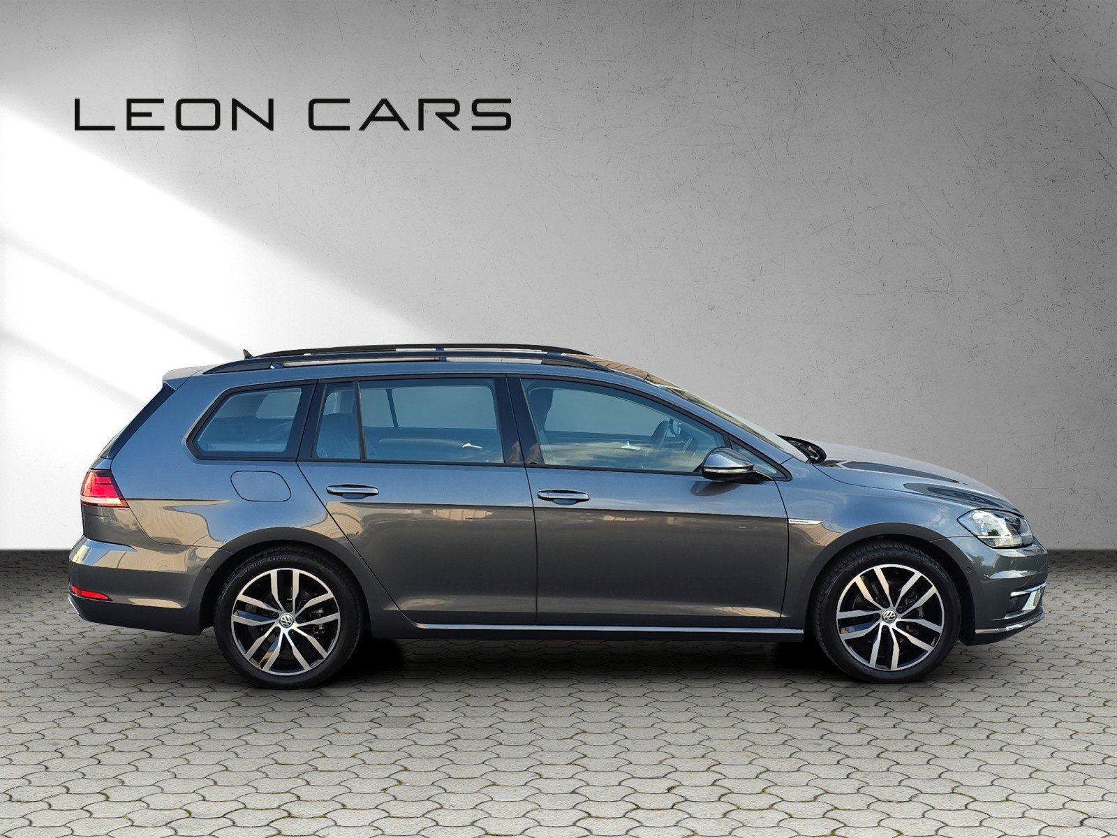 VW Golf Variant 1.5 TSI EVO Comfortline, Petrol, Second hand / Used, Manual - 4