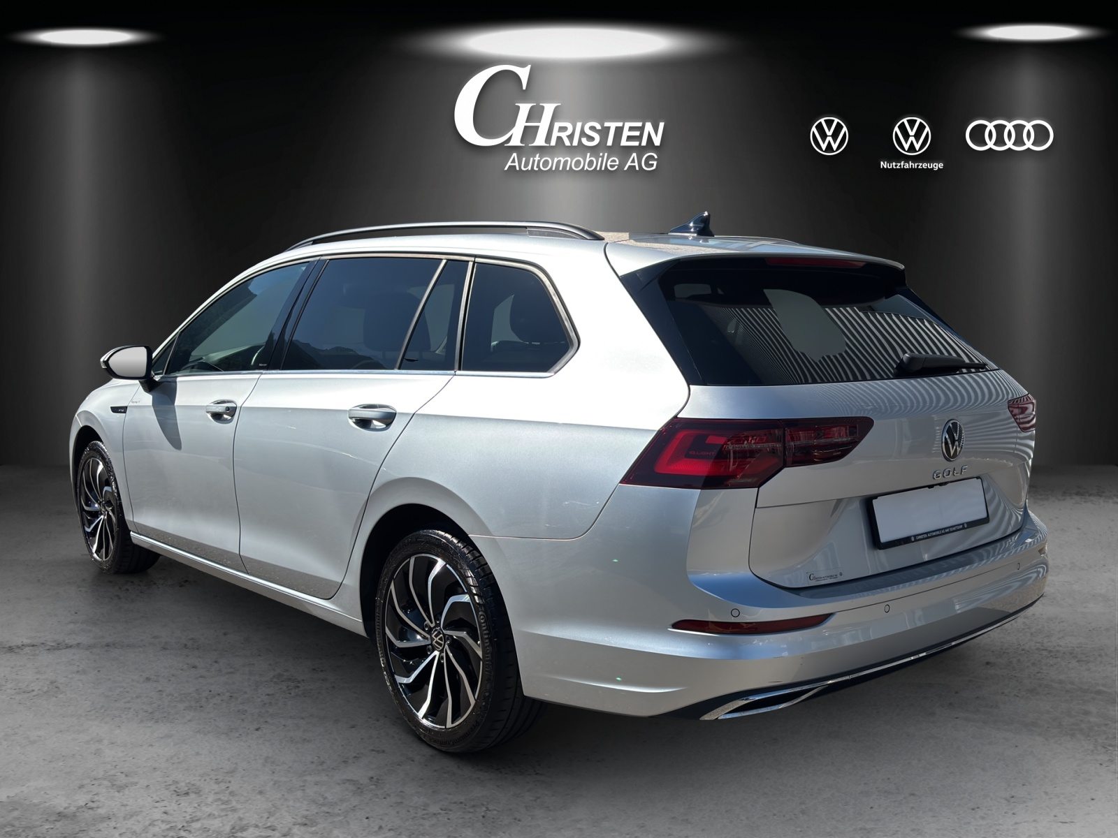 VW Golf Variant Style, Petrol, Second hand / Used, Automatic - 4