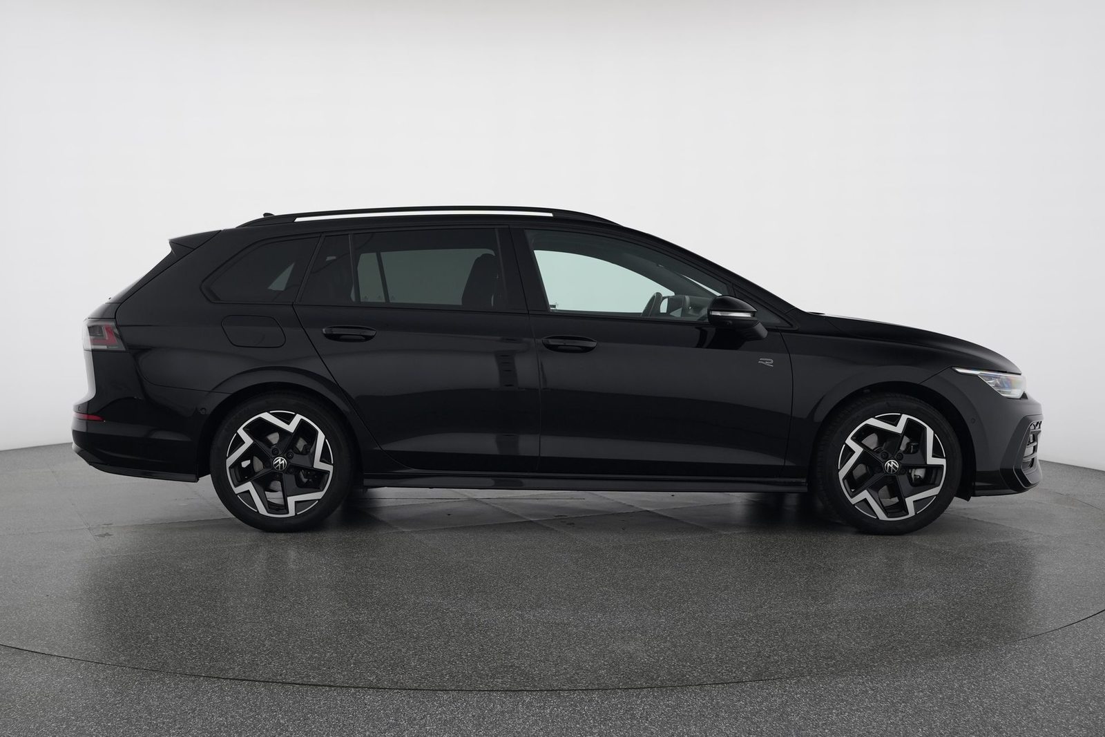 VW Golf Variant  PA R-Line, Benzin, Occasion / Gebraucht, Automatik - 6