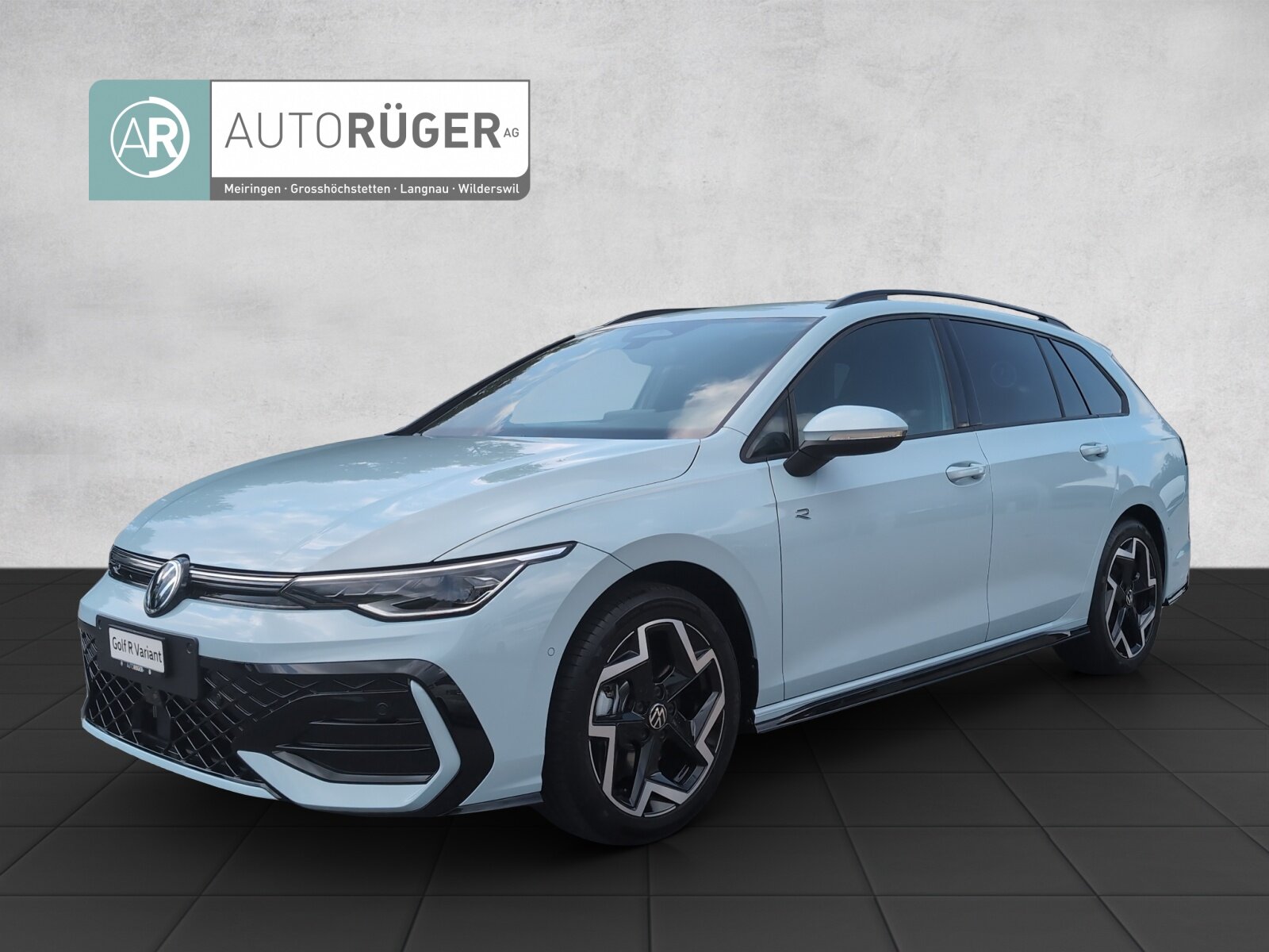 VW Golf Variant 2.0 TSI R-Line DSG 4 Motion