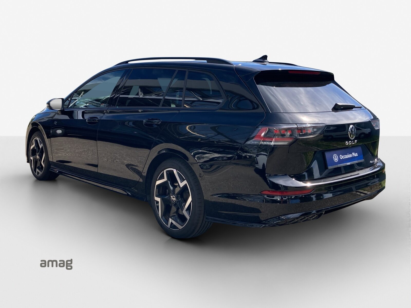 VW Golf Variant  PA R-Line, Essence, Occasion / Utilisé, Automatique - 3