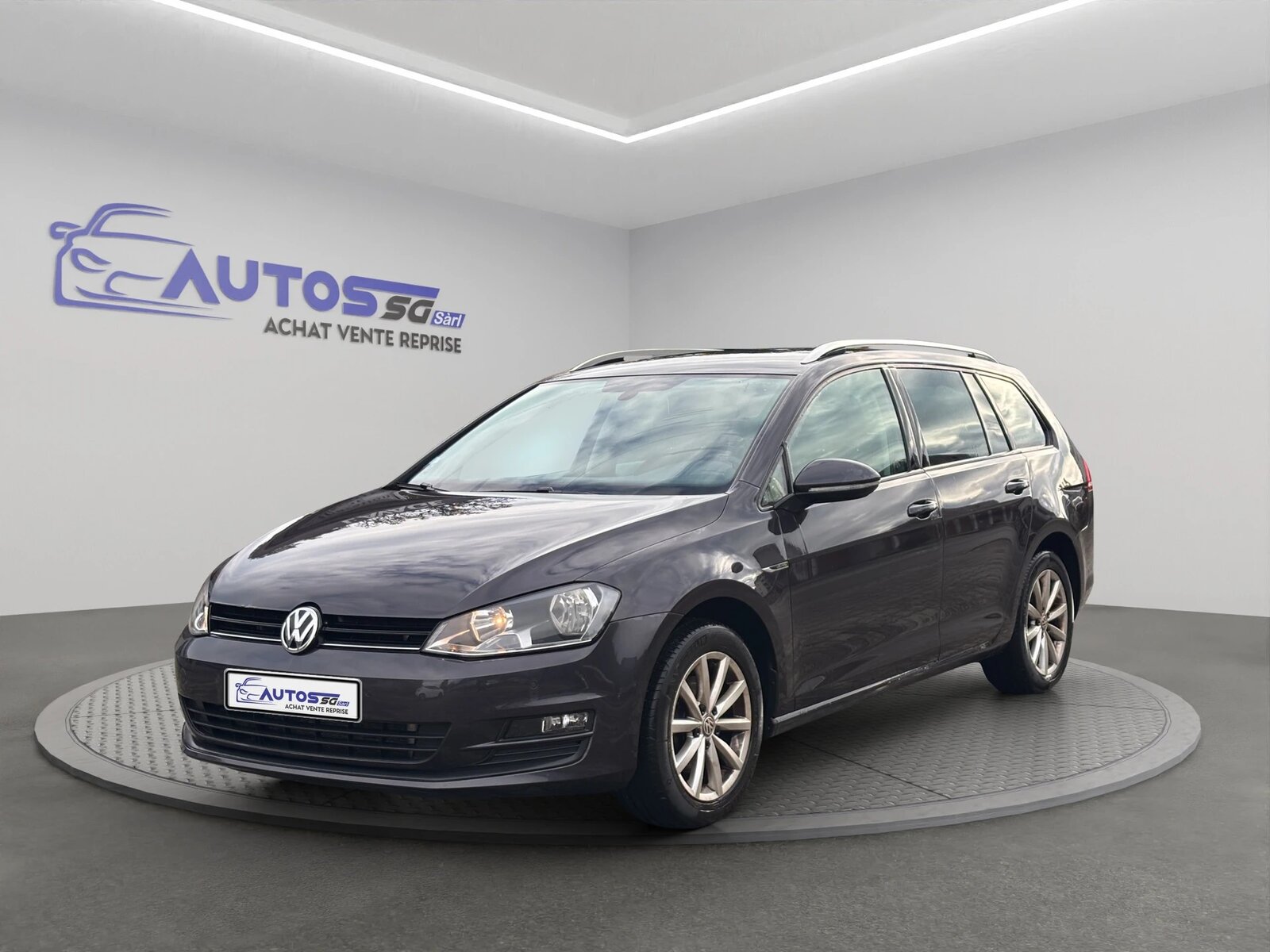 VW Golf Variant 2.0 TDI Lounge 4Motion