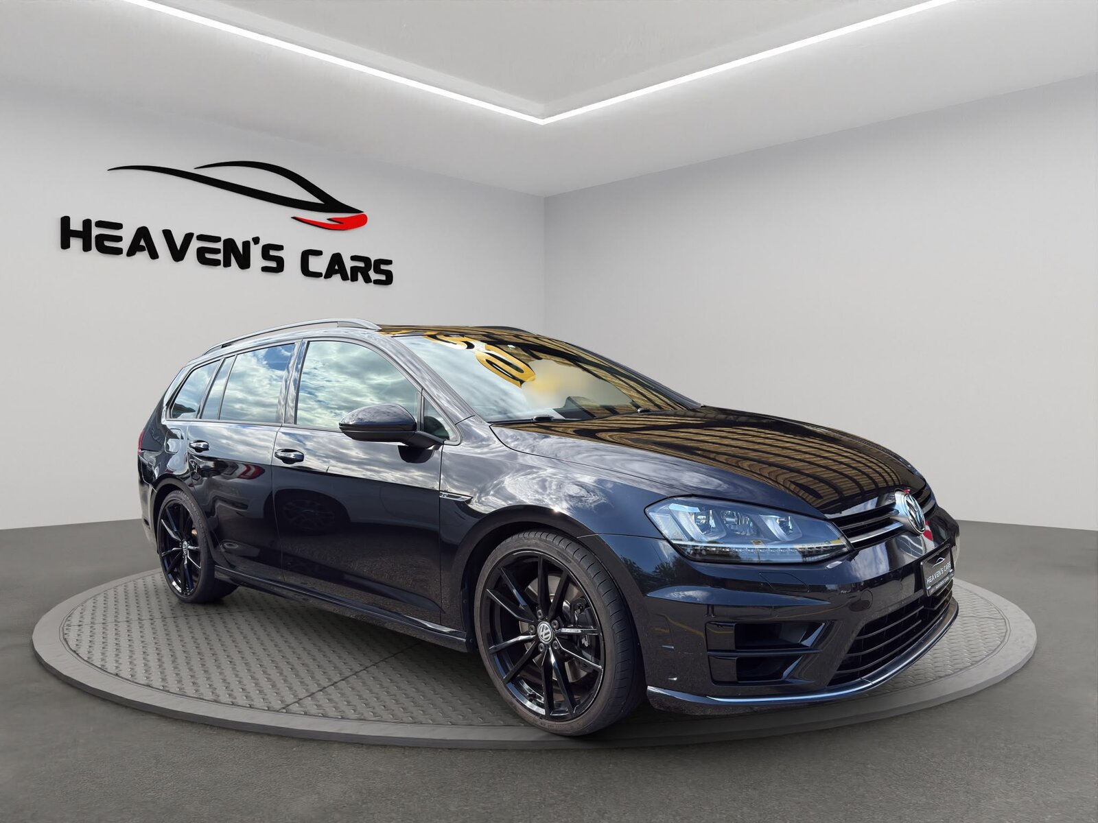 VW Golf Variant 2.0 TSI R 4 Motion DSG
