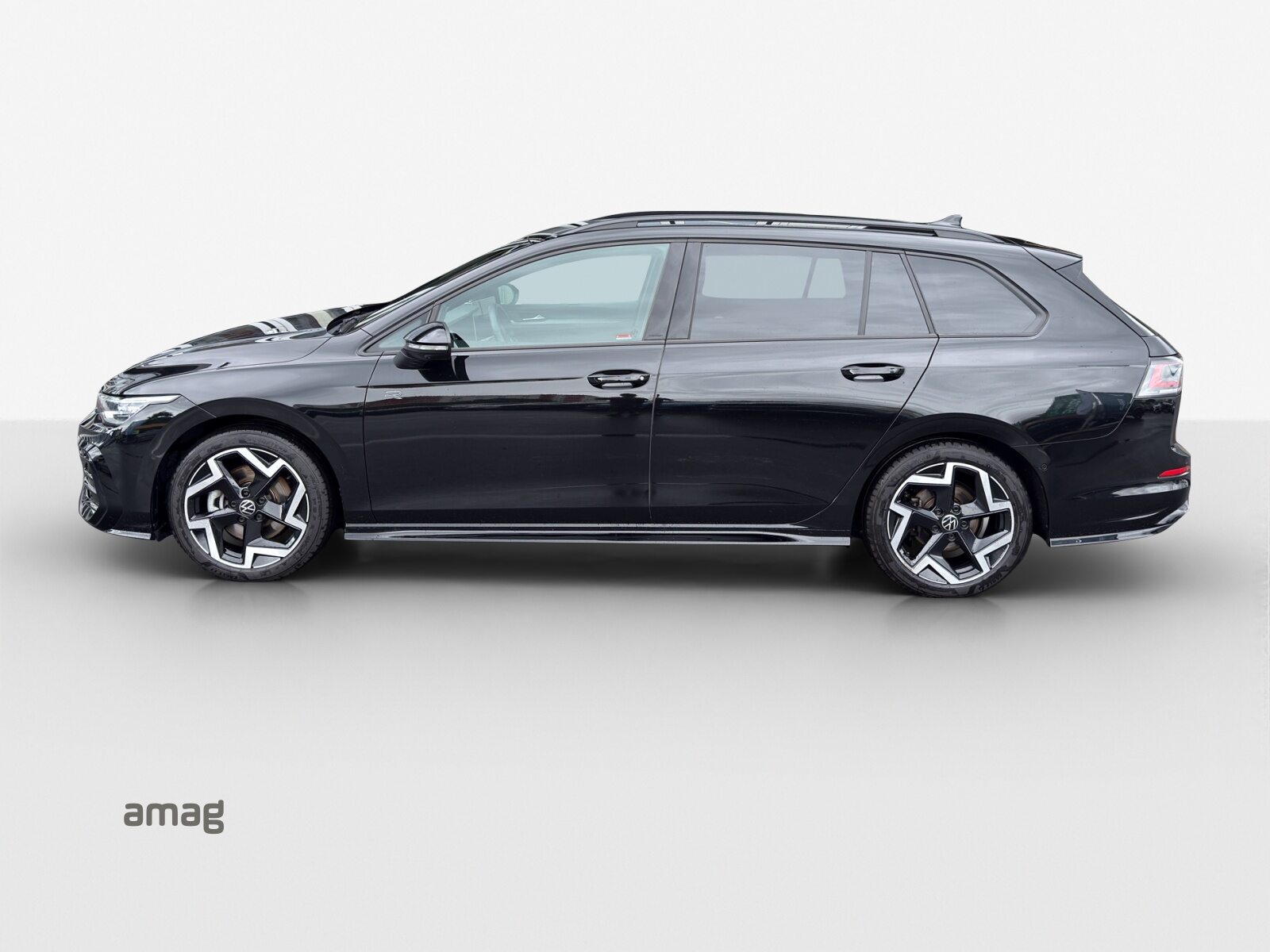VW Golf Variant  PA R-Line, Benzin, Occasion, Automatik - 2