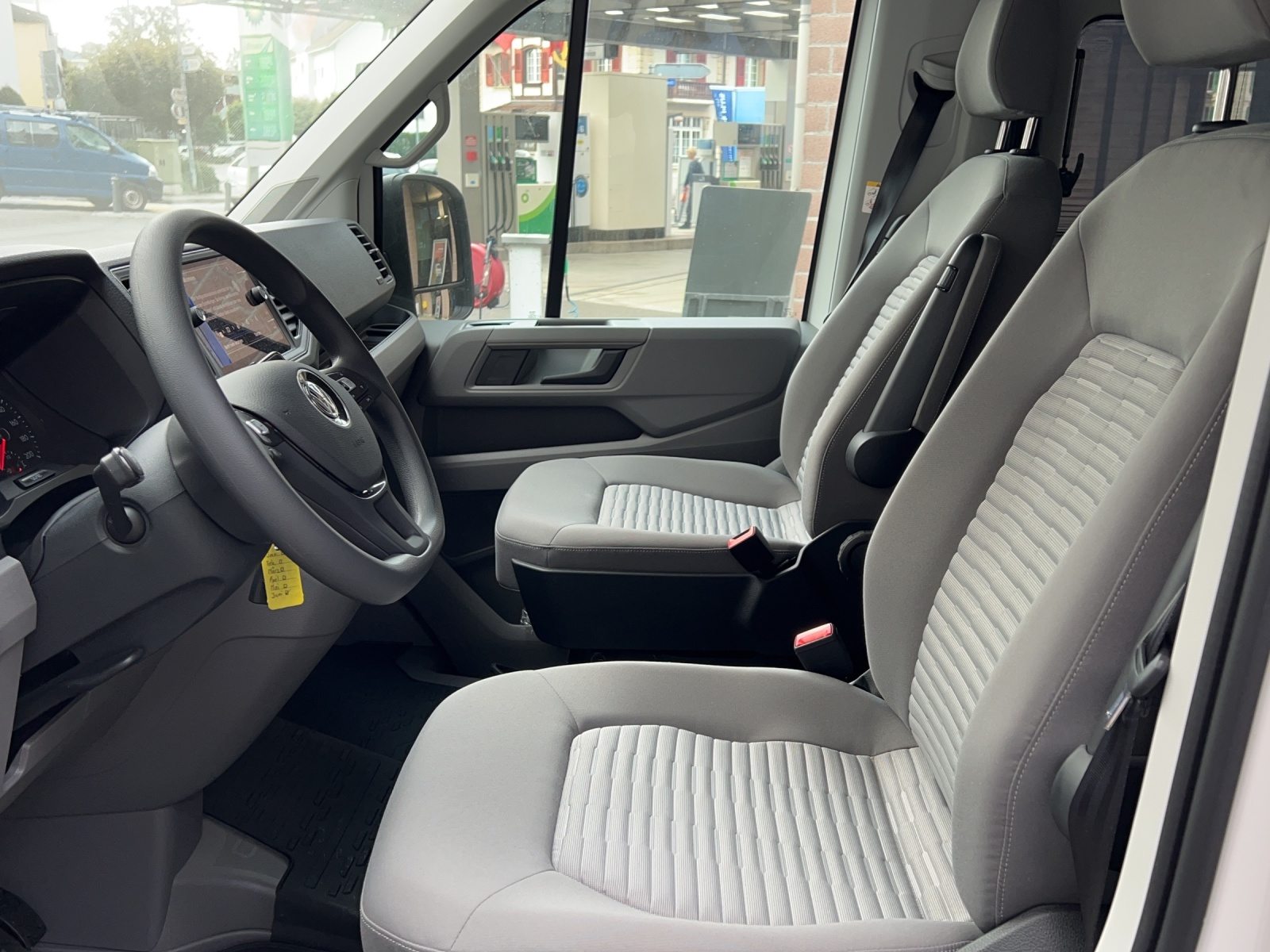 VW Grand California 600 RS 3640 mm, Diesel, Occasion / Gebraucht, Automatik - 7