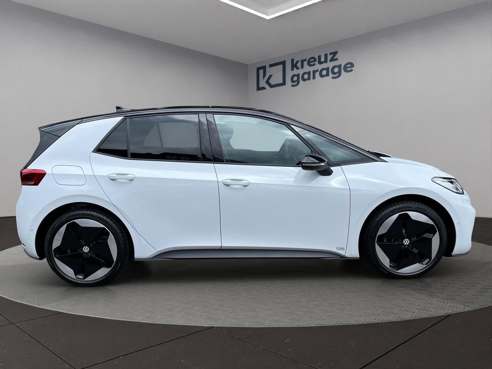 VW ID.3 Pro S UNITED, Electric, New car, Automatic - 2