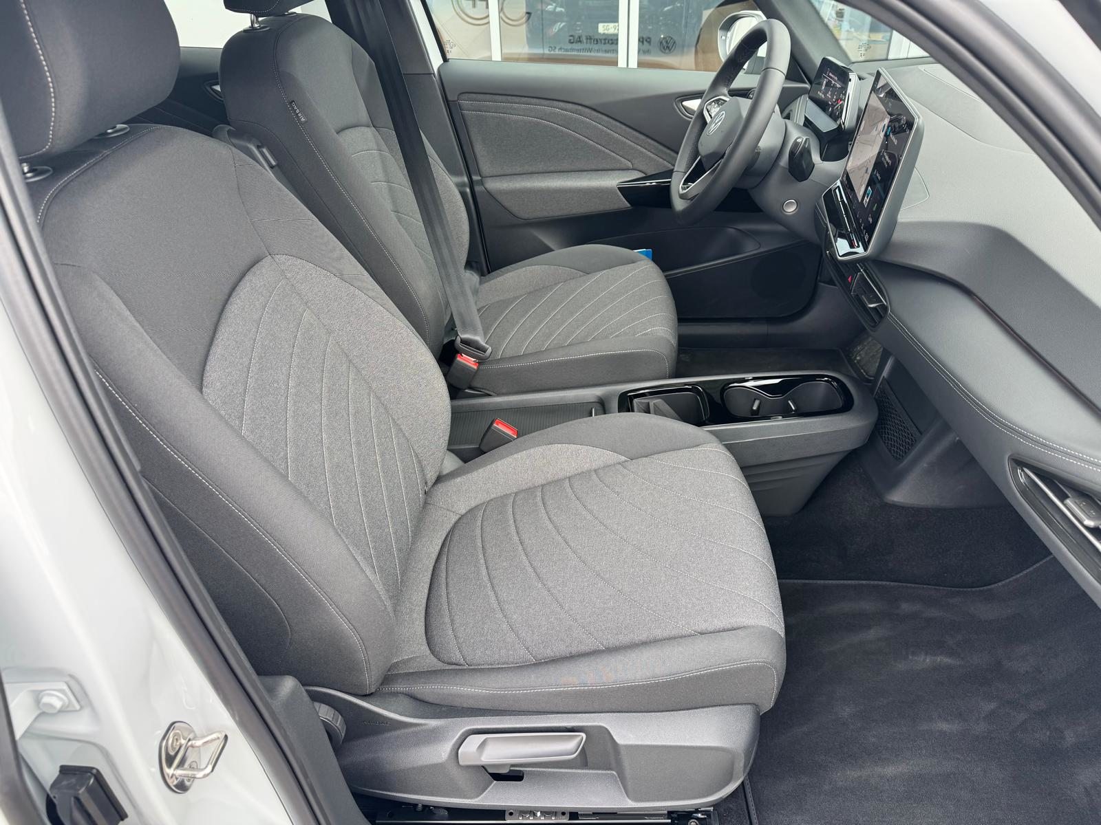 VW ID.3 Pure UNITED, Electric, Second hand / Used, Automatic - 3