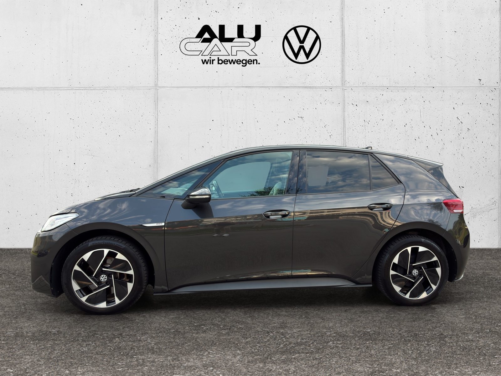 VW ID.3 Family Pro, Electric, Second hand / Used, Automatic - 2