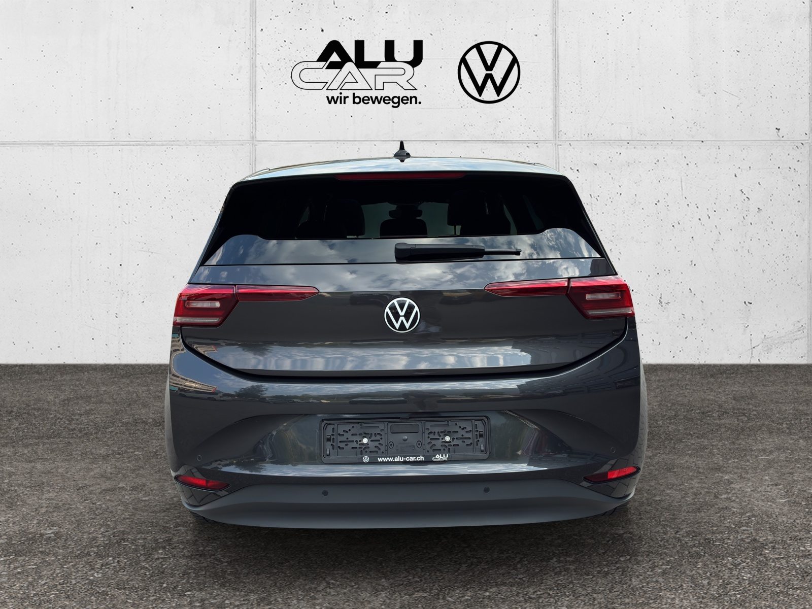 VW ID.3 Family Pro, Electric, Second hand / Used, Automatic - 4