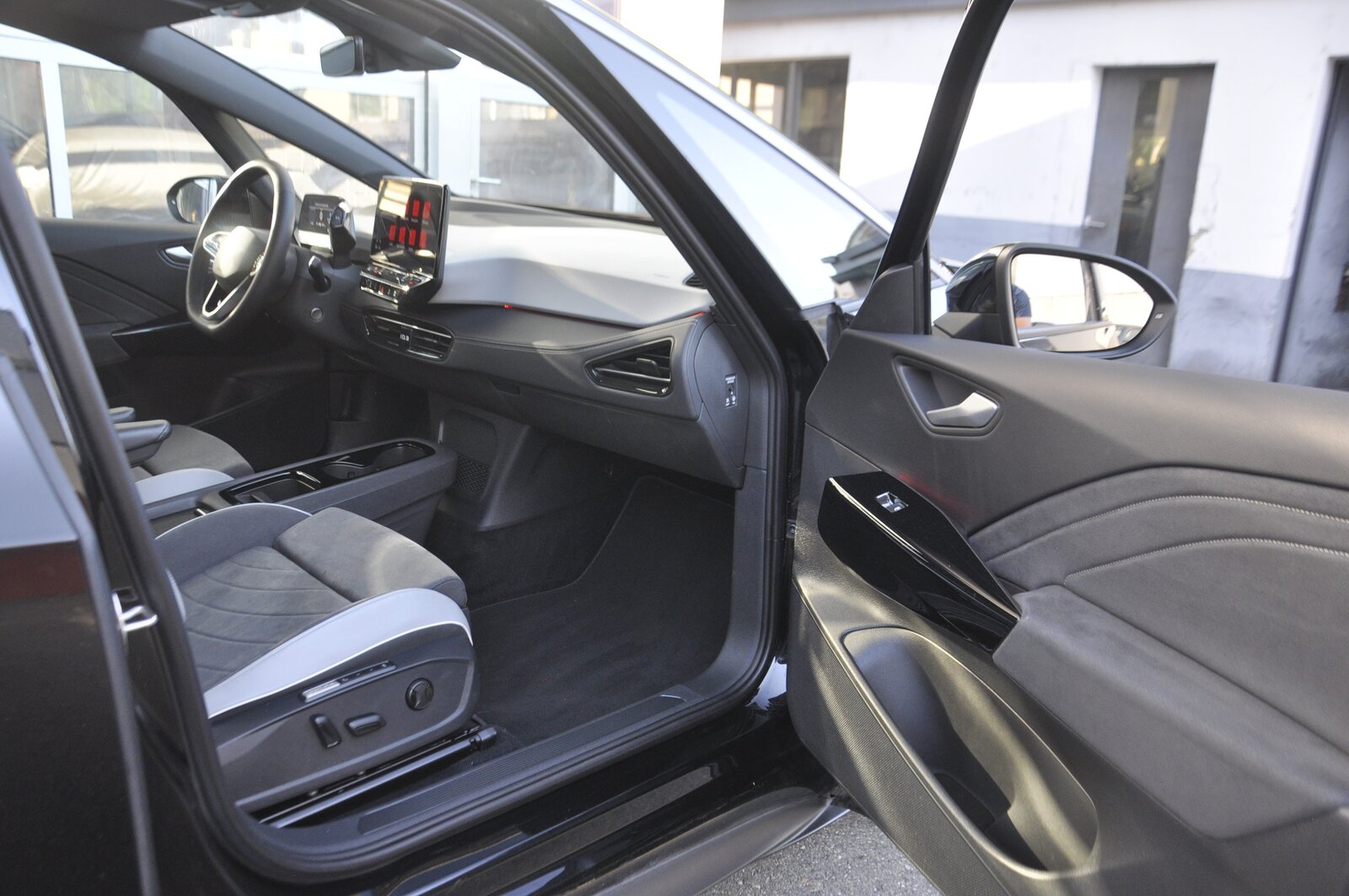 VW ID.3 Pro S 77 kWh Pro S I Facelift, Elektro, Occasion / Gebraucht, Automatik - 7
