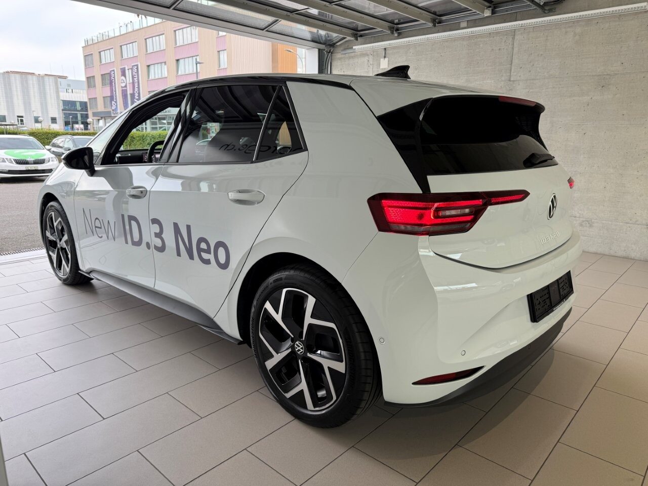 VW ID.3 Neo Style, Electric, Second hand / Used, Automatic - 4