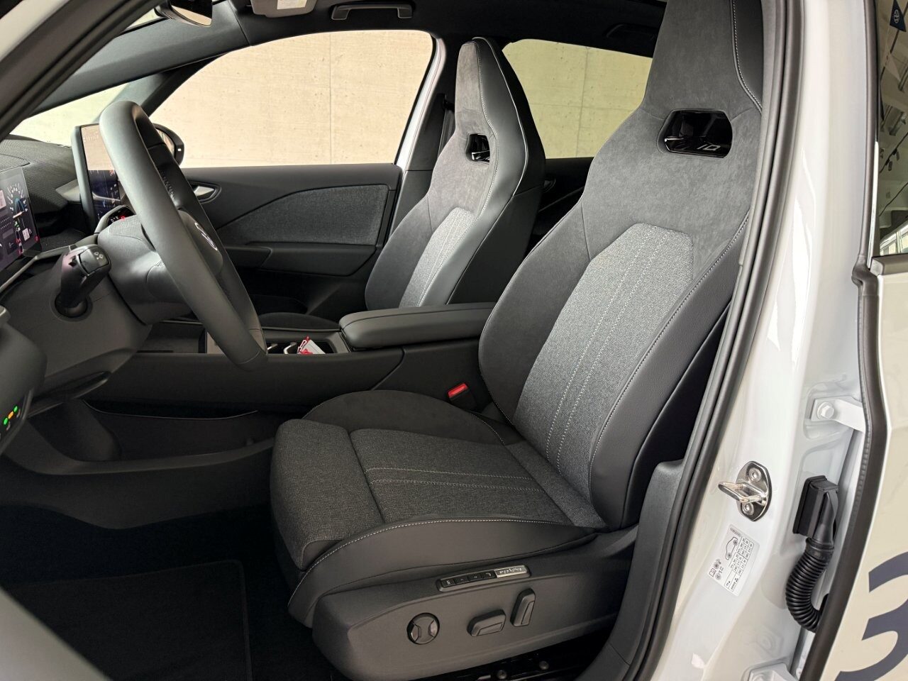VW ID.3 Neo Style, Electric, Second hand / Used, Automatic - 5
