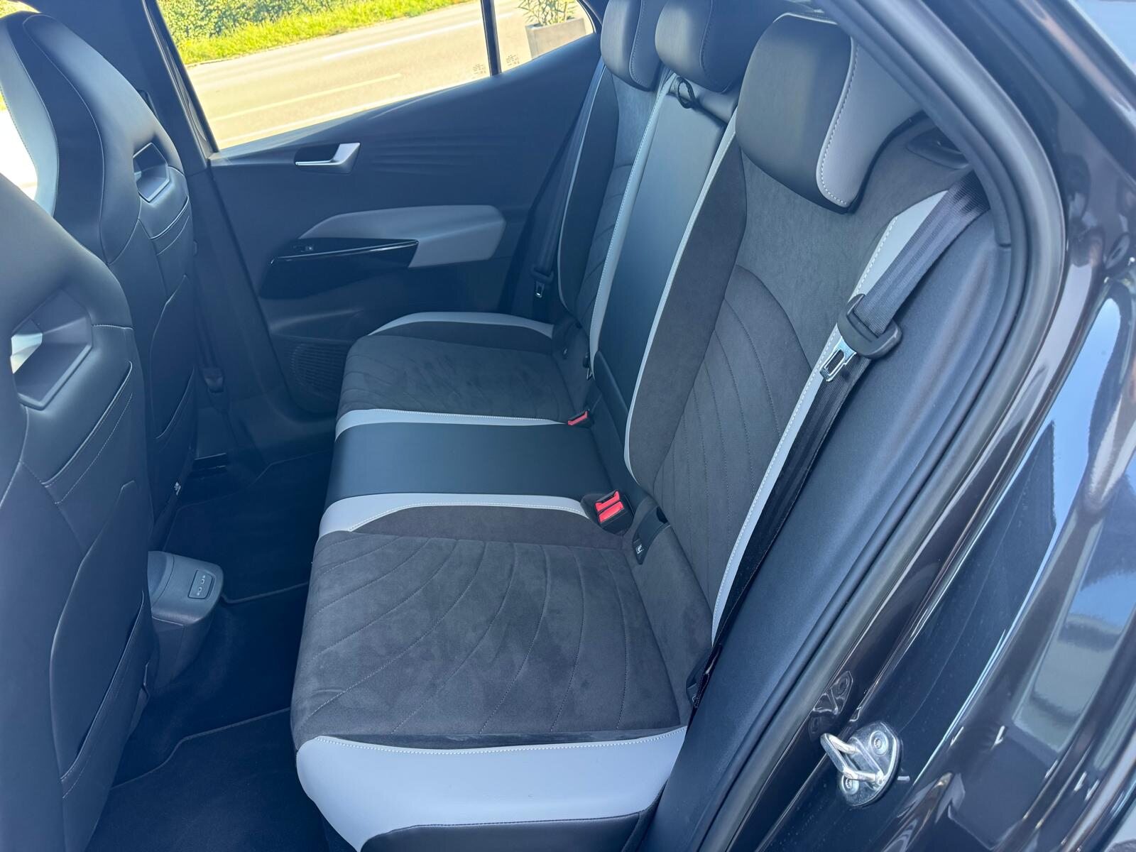 VW ID.3 Pro Performance, Elektro, Occasion / Gebraucht, Automatik - 6