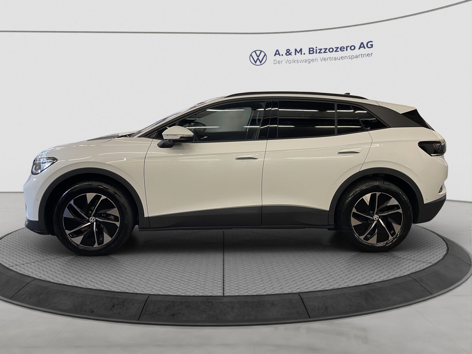 VW ID.4 Pro UNITED, Electric, New car, Automatic - 2