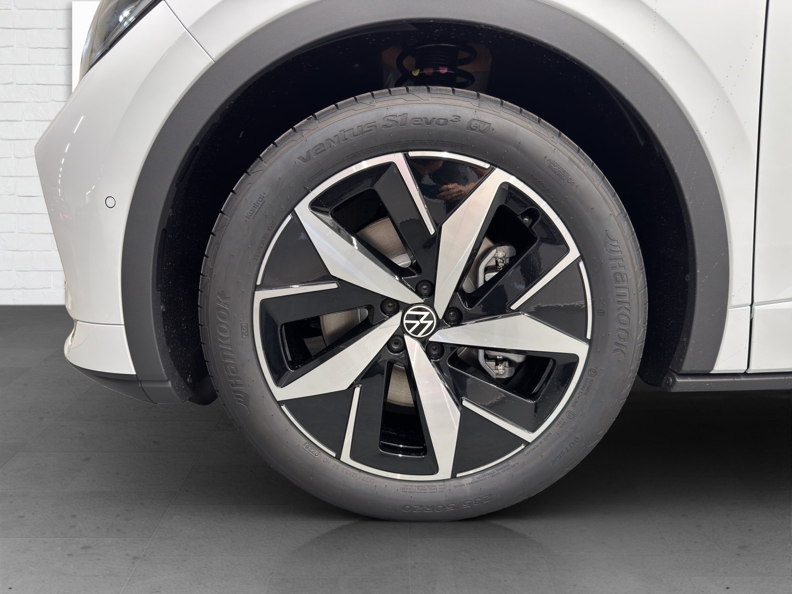 VW ID.4 GTX United 4motion, Electric, New car, Automatic - 6