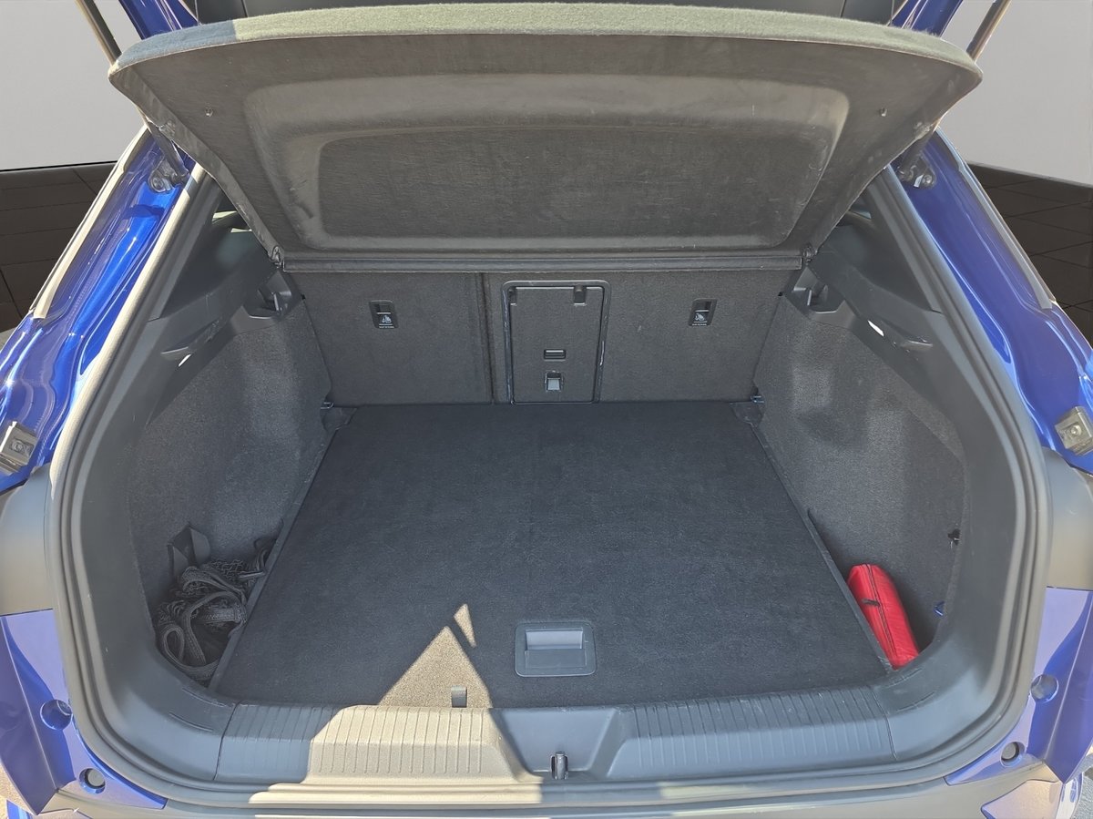 VW ID.4 Pure Style 55 kWh, Elektro, Occasion / Gebraucht, Automatik - 6
