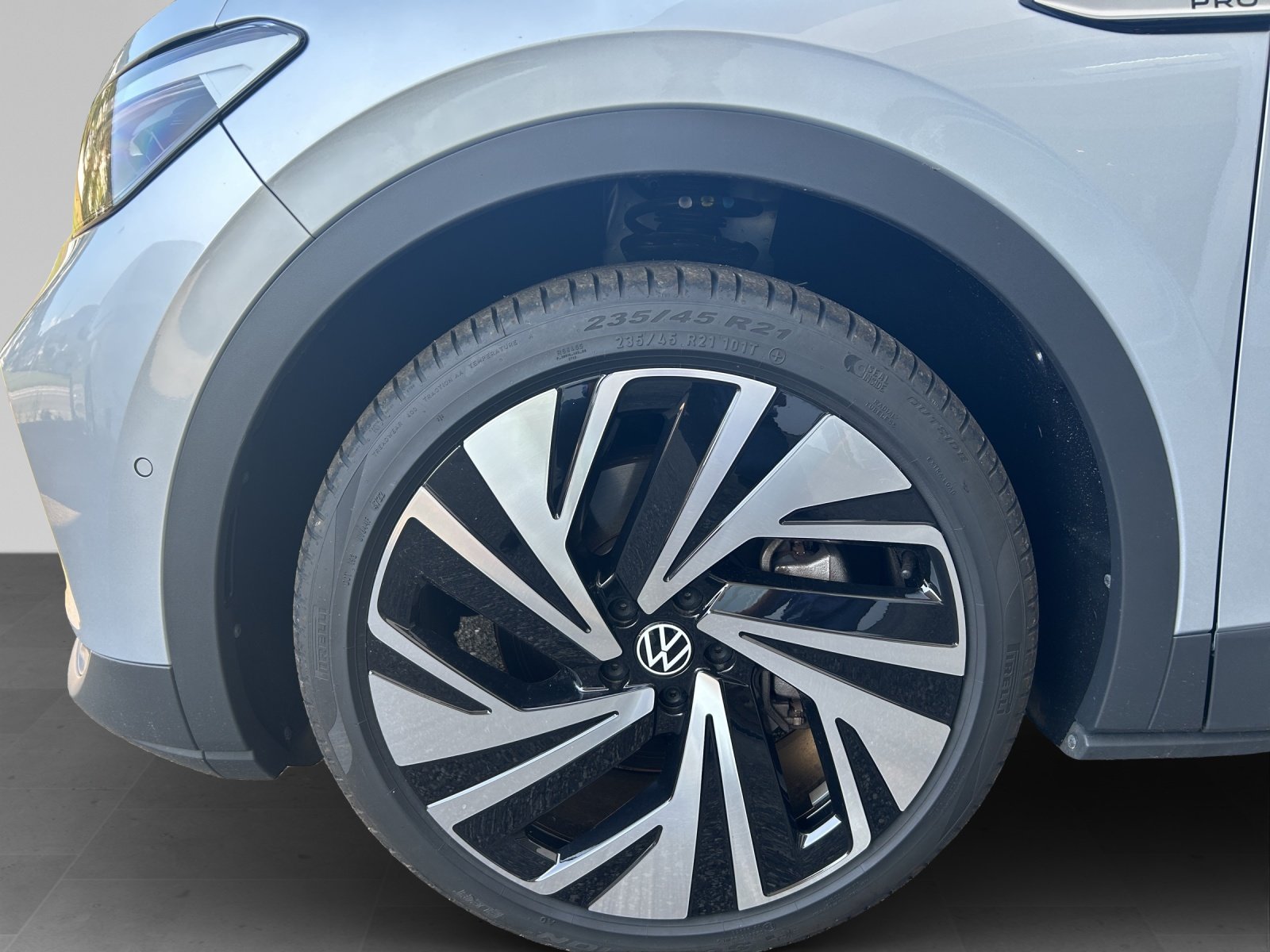 VW ID.4 Pro 77 kWh Life Plus, Elektro, Occasion / Gebraucht, Automatik - 5