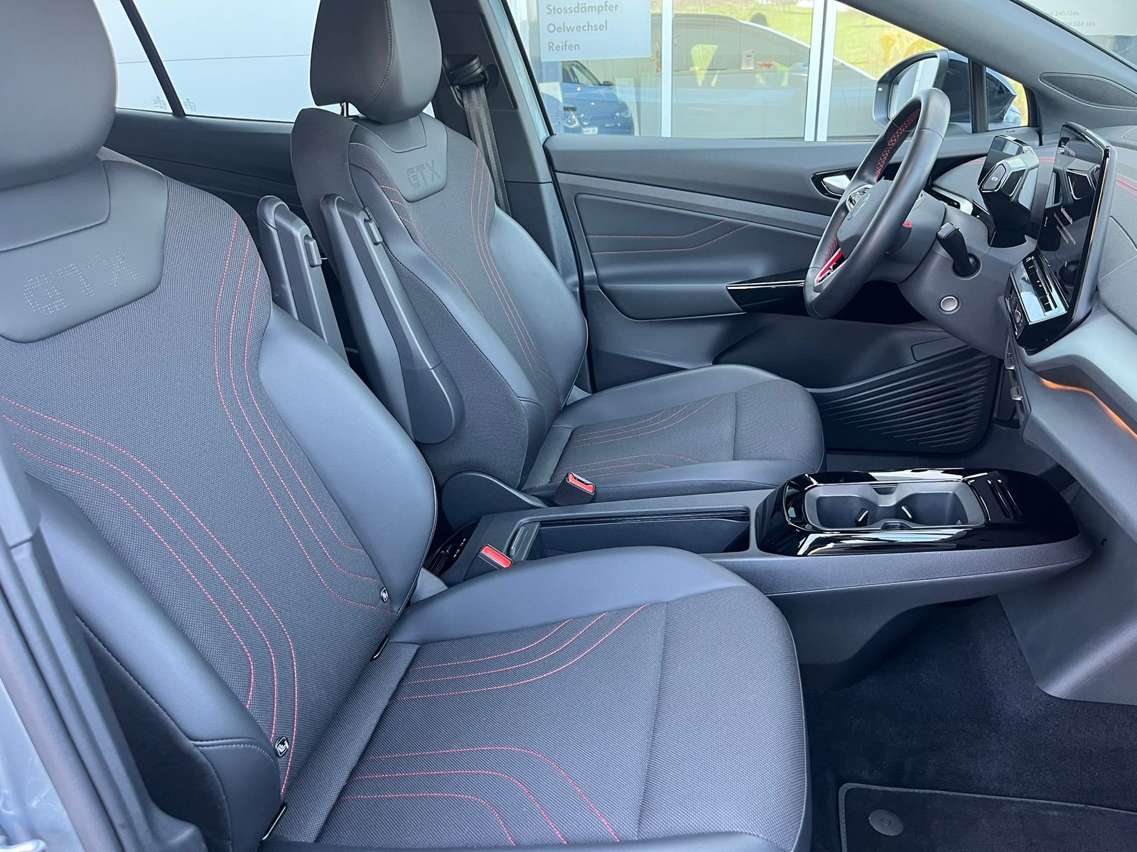 VW ID.4 GTX, Elektro, Occasion / Gebraucht, Automatik - 3