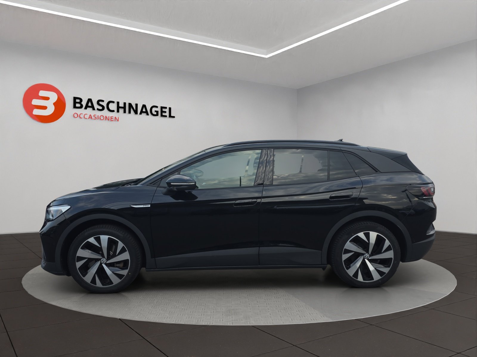 VW ID.4 Pro Performance 77 kWh Life Plus, Electric, Second hand / Used, Automatic - 2