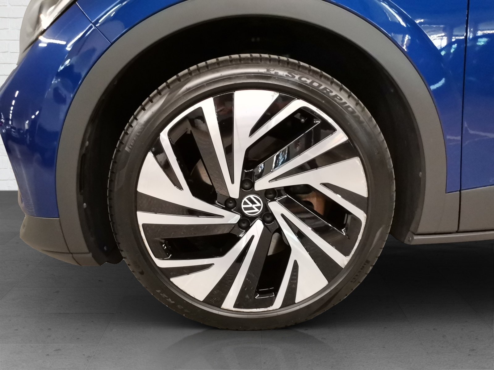 VW ID.4 Pro Performance, Elektro, Occasion / Gebraucht, Automatik - 6