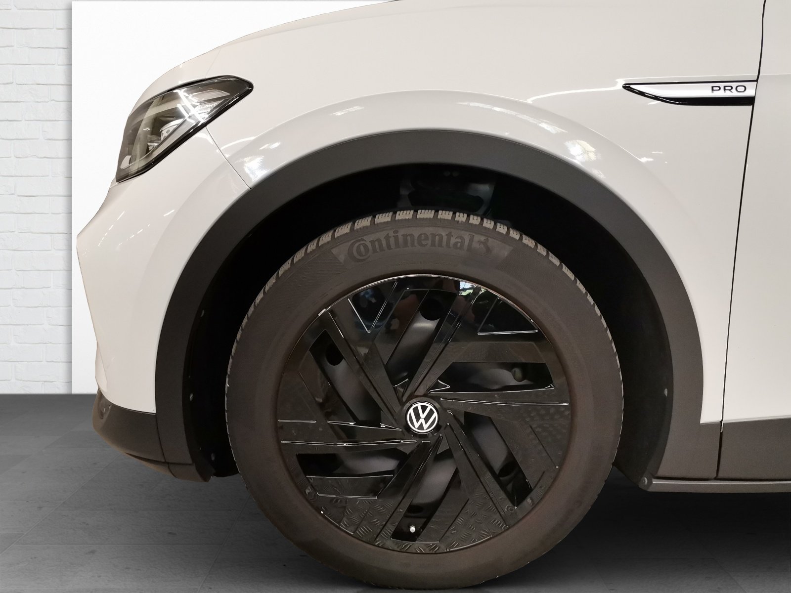VW ID.4 Pro Performance Max, Elektro, Occasion / Gebraucht, Automatik - 6
