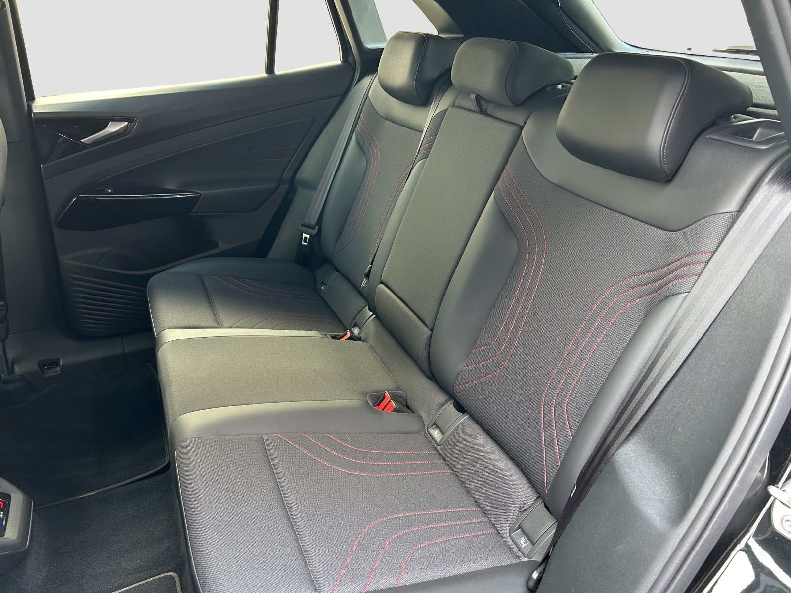 VW ID.4 GTX 77 kWh 4Motion - Anhängevorrichtung - Head-up D, Électrique, Occasion / Utilisé, Automatique - 7