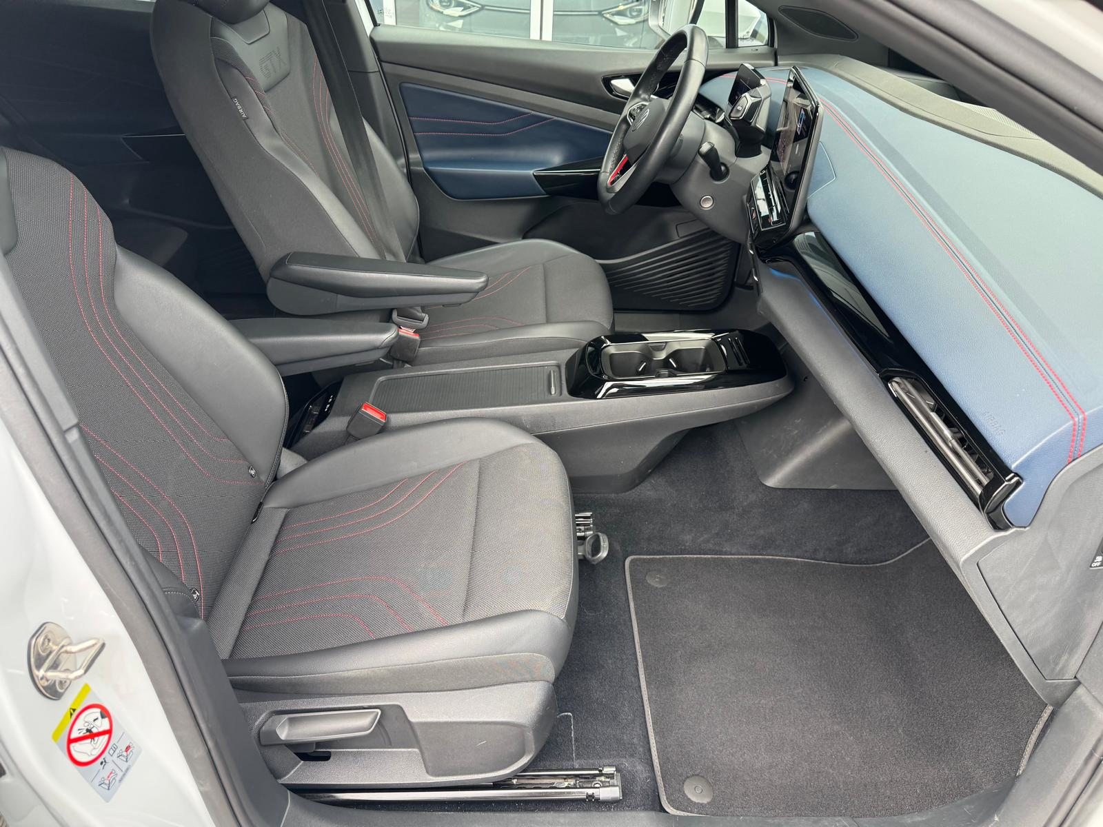 VW ID.4 GTX, Electric, Second hand / Used, Automatic - 3