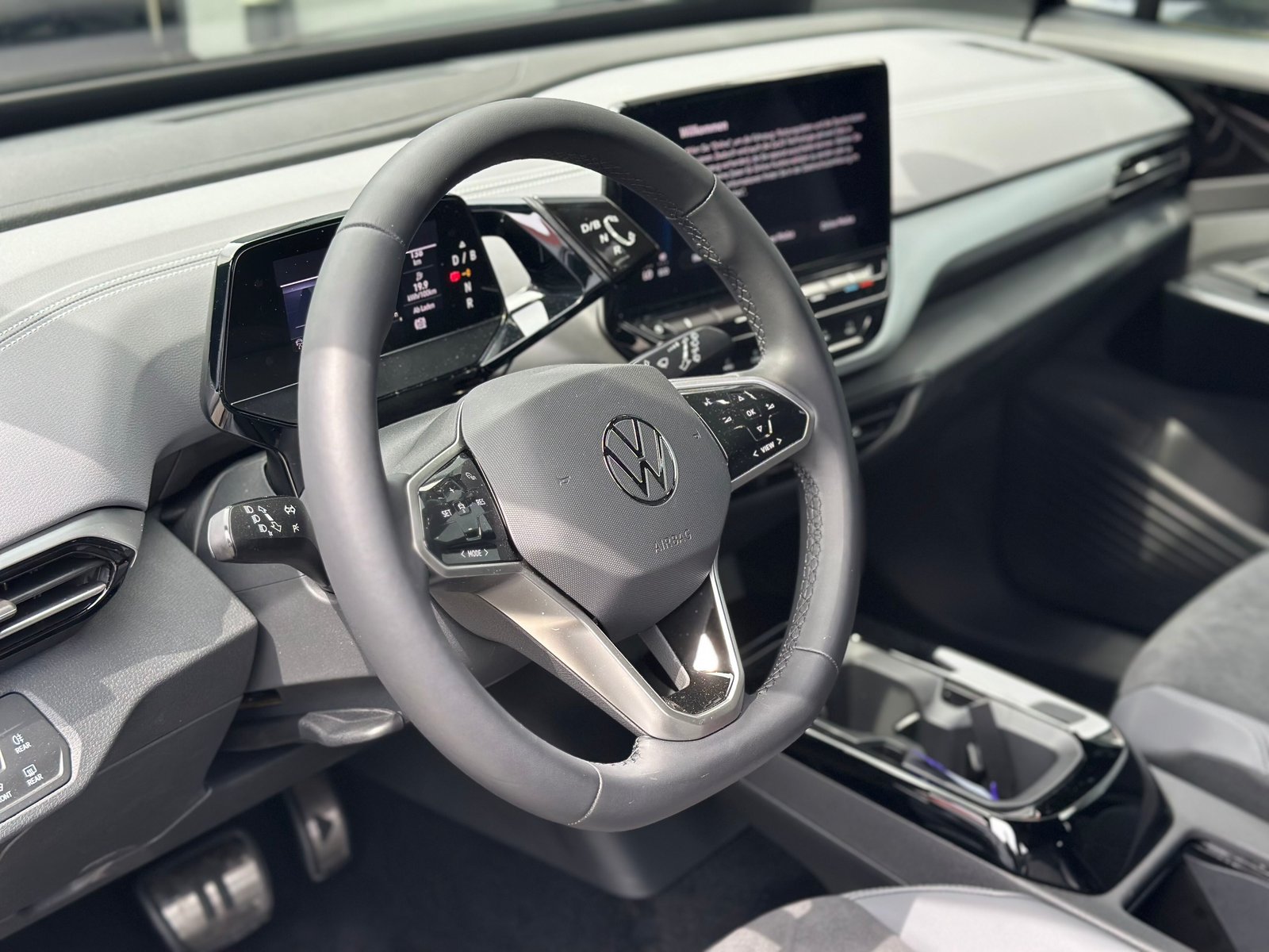 VW ID.4 Pro 77 kWh 4Motion, Électrique, Occasion / Utilisé, Automatique - 6