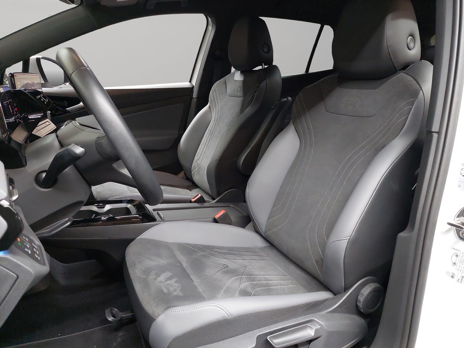 VW ID.4 Pro 77 kWh 4Motion, Elektro, Occasion / Gebraucht, Automatik - 6
