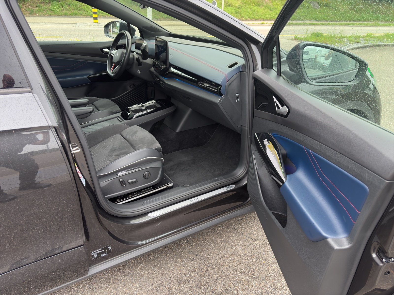 VW ID.4 GTX 4motion, Electric, Second hand / Used, Automatic - 6