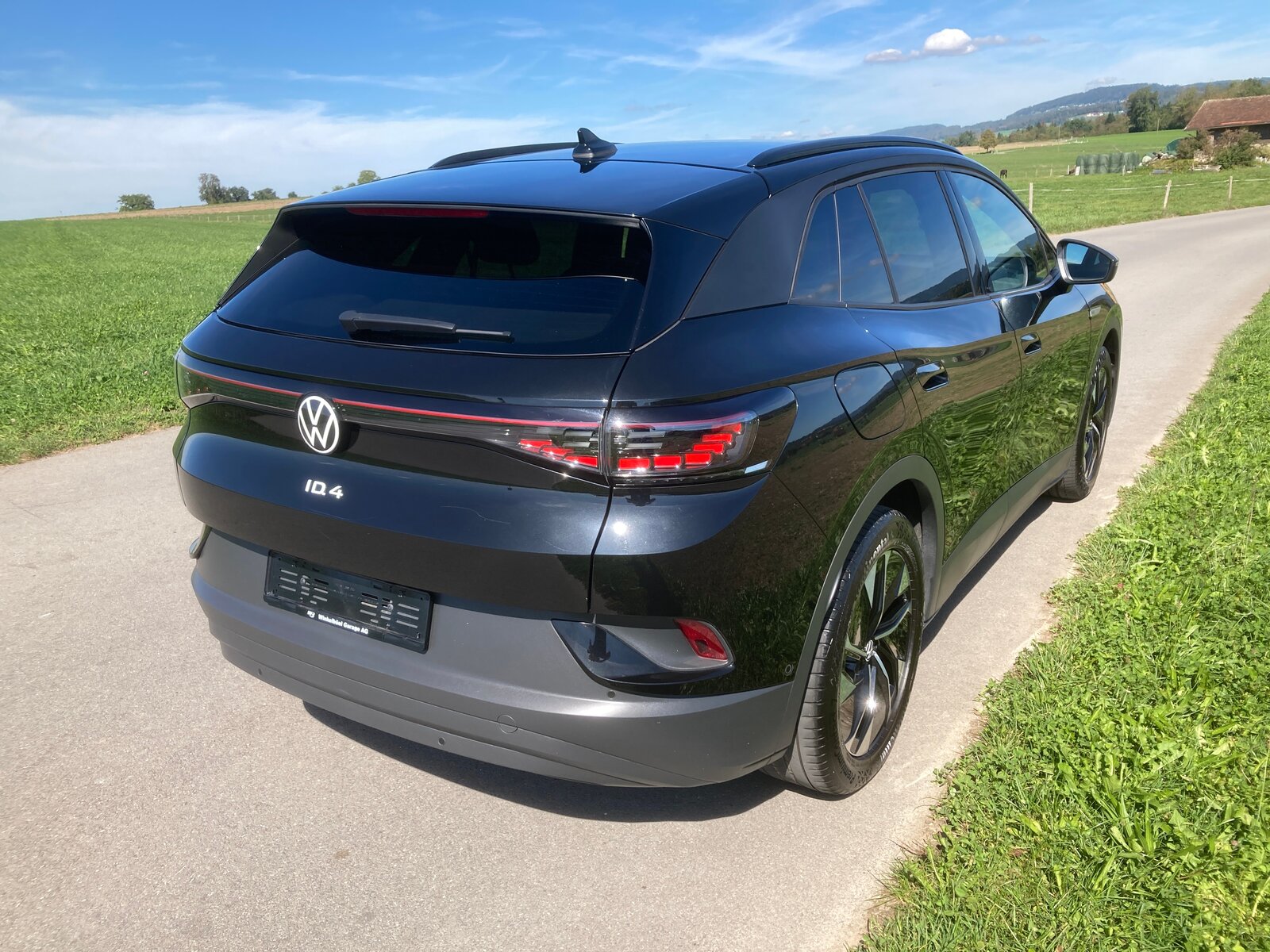 VW ID.4 Pro 77 kWh 4Motion, Électrique, Occasion / Utilisé, Automatique - 3