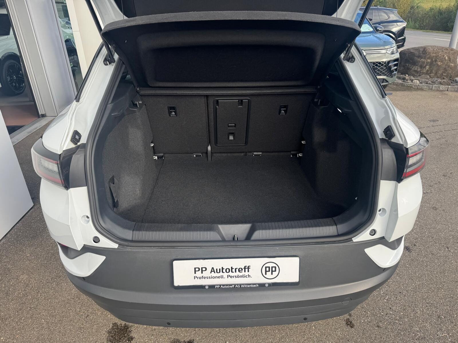 VW ID.4 LIFE+ Pro, Électrique, Occasion / Utilisé, Automatique - 6
