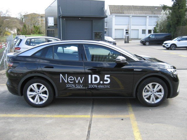 VW ID.5 Pro Performance 77 kWh, Electric, Second hand / Used, Automatic - 2