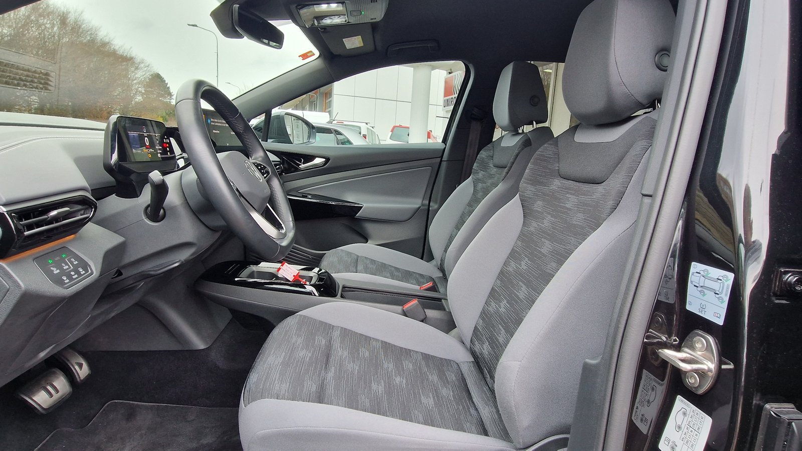 VW ID.5 Pro Performance 77 kWh, Electric, Second hand / Used, Automatic - 5