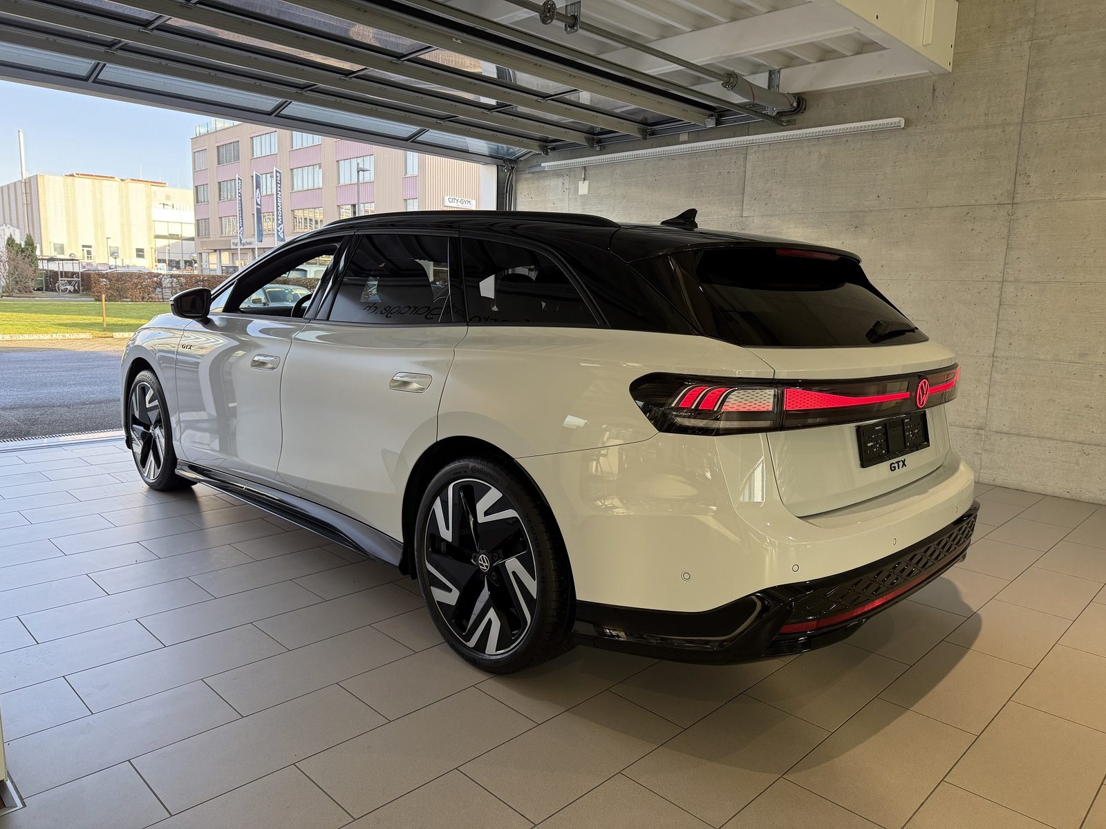 VW ID.7 Tourer GTX UNITED, Électrique, Voiture nouvelle, Automatique - 3