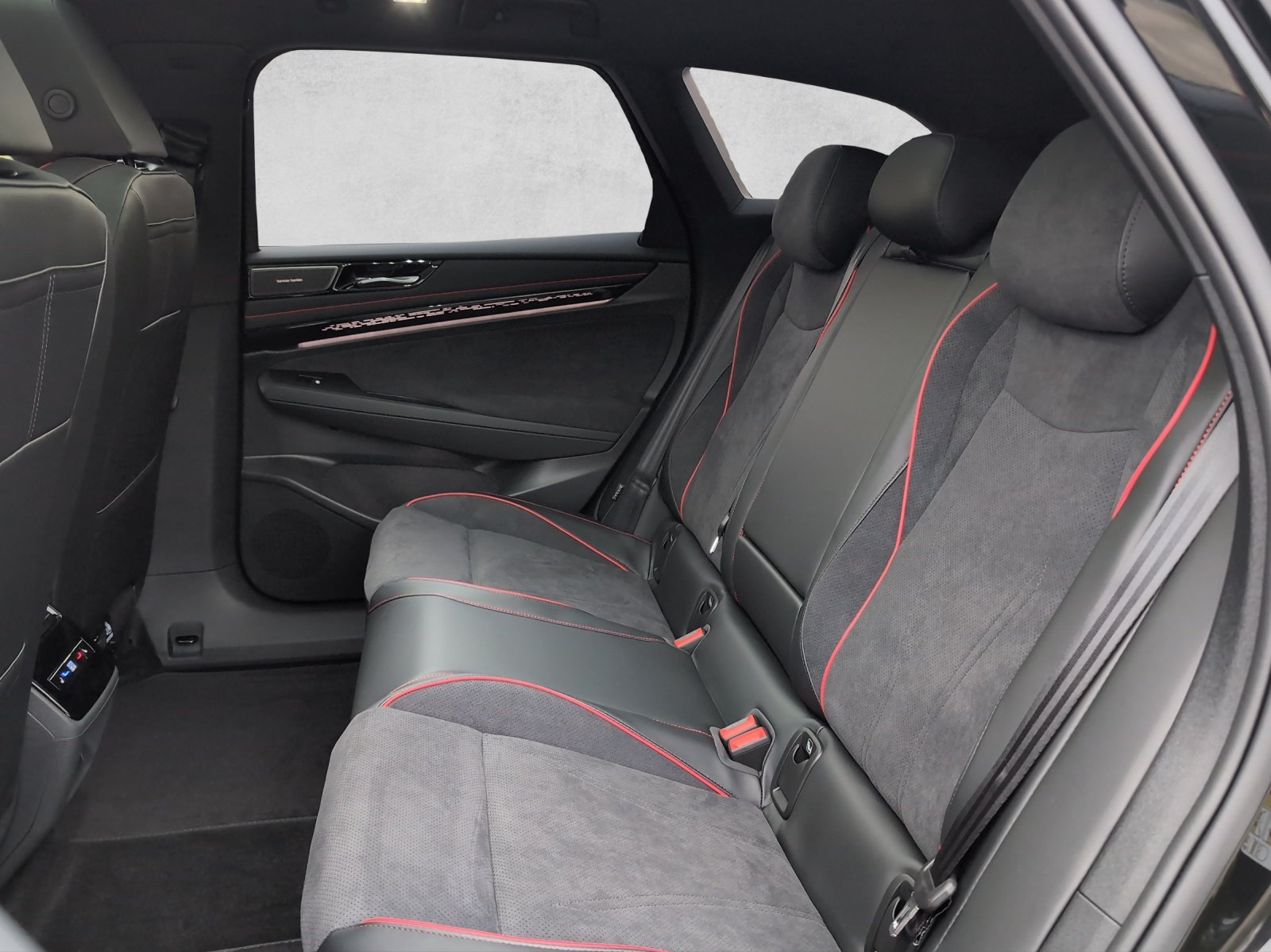 VW ID.7 Tourer GTX 86 kWh GTX United 4 Motion, Électrique, Voiture nouvelle, Automatique - 7