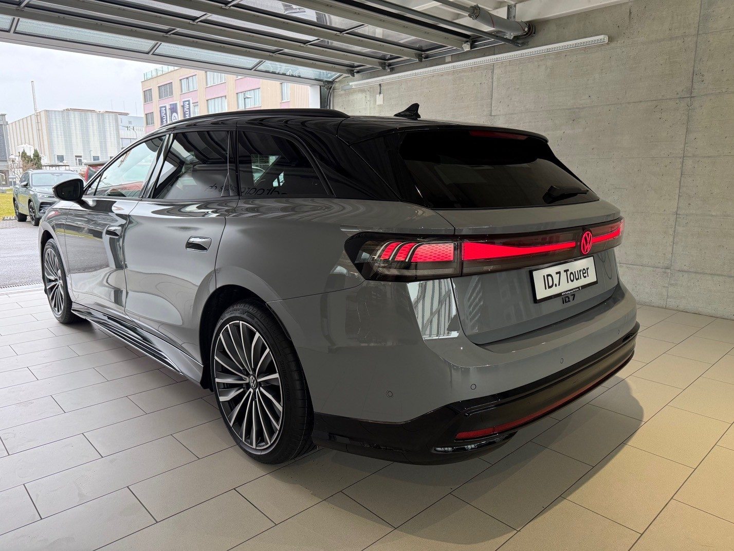 VW ID.7 Tourer Pro S UNITED, Elettrica, Auto nuove, Automatico - 4