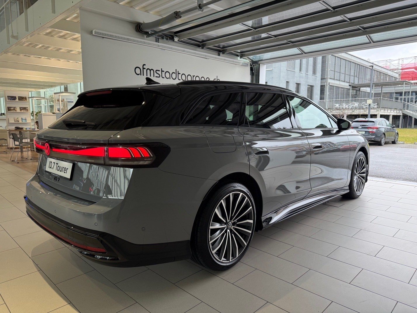 VW ID.7 Tourer Pro S UNITED, Elettrica, Auto nuove, Automatico - 6