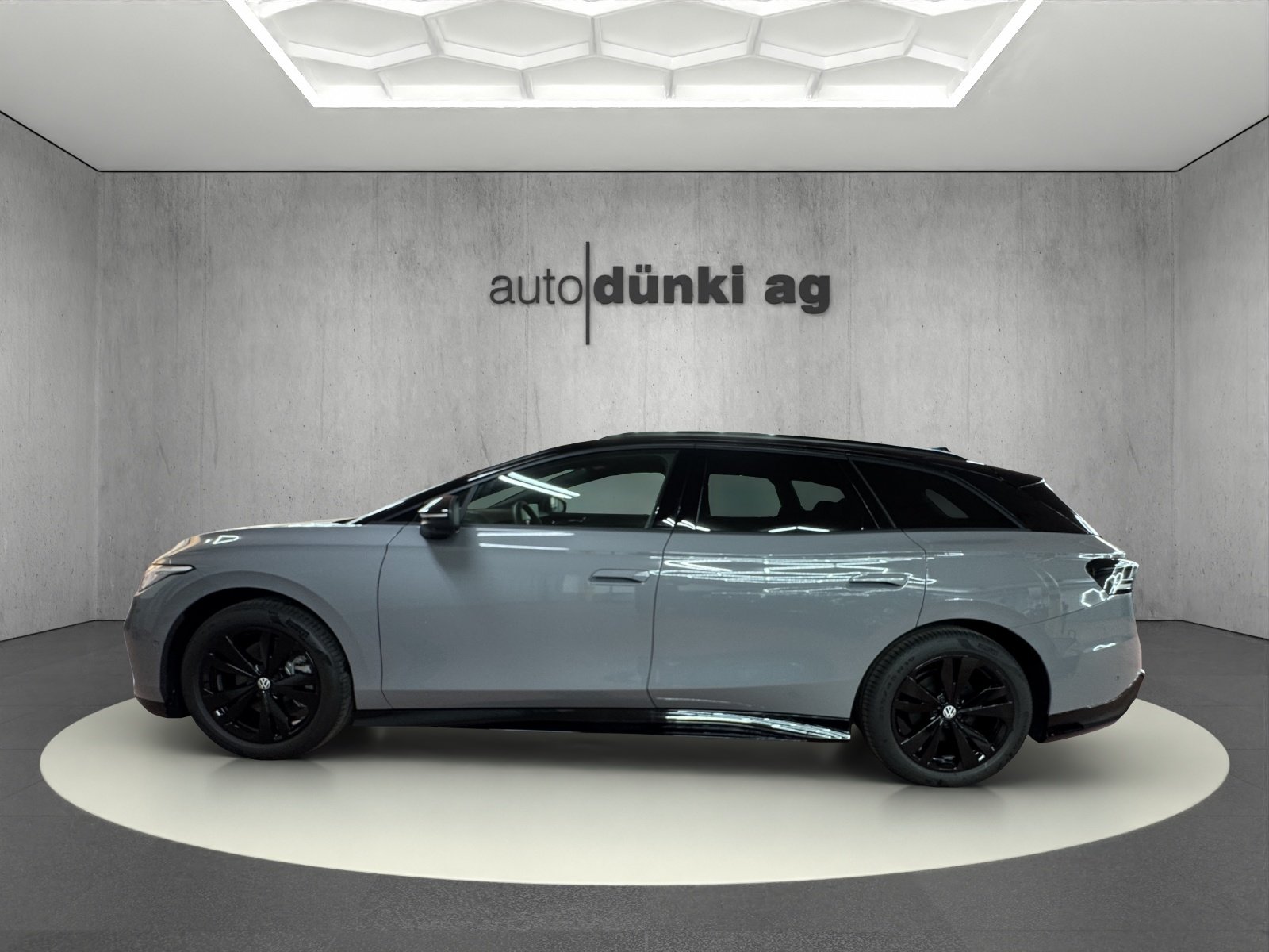 VW ID.7 Tourer Pro 77 kWh United, Electric, New car, Automatic - 2