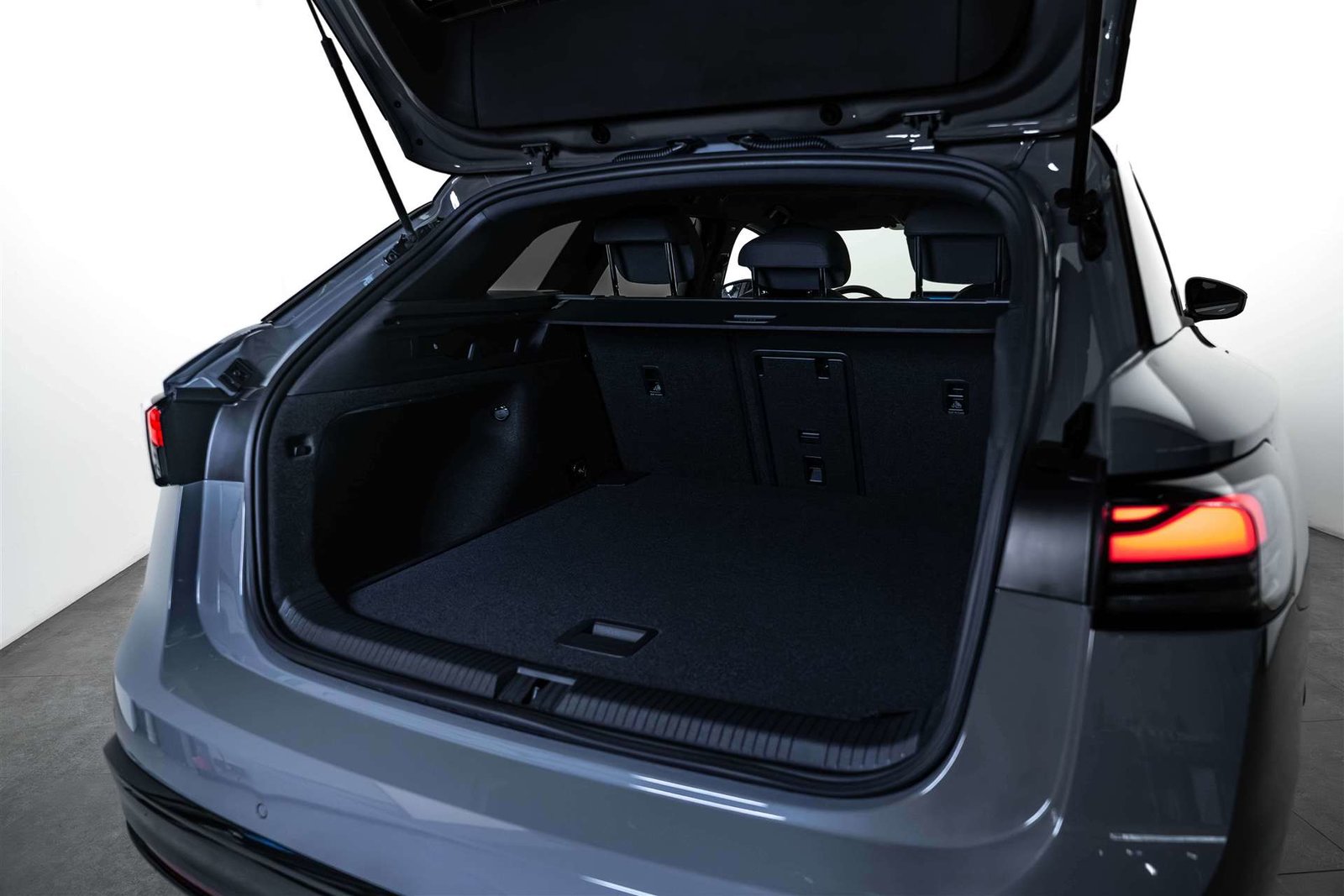 VW ID.7 Tourer Limited Edition 77kWh 285PS Automat, Elettrica, Auto nuove, Automatico - 5