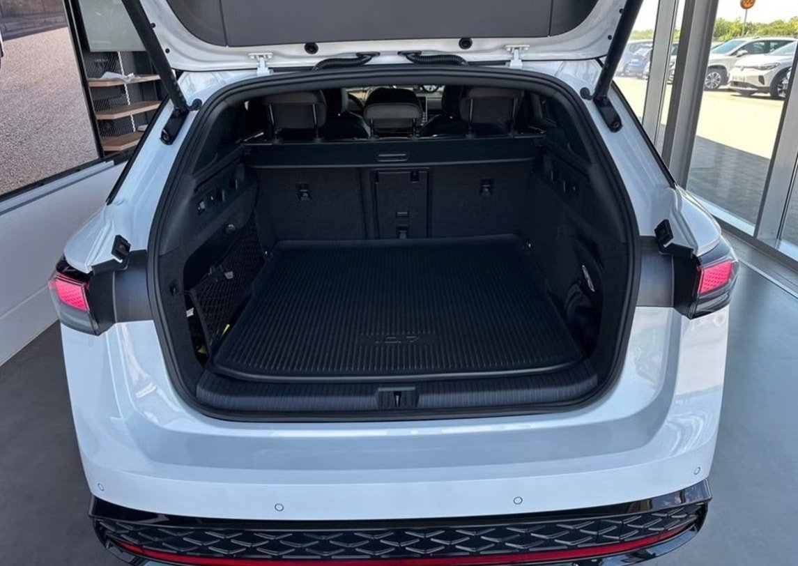 VW ID.7 Tourer GTX 86 kWh GTX 4 Motion, Electric, New car, Automatic - 6