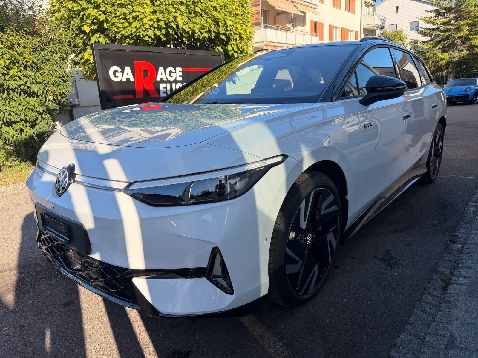 VW ID.7 TOURER GTX 340 PS 4MOTION *** VOLLAUSSTATTUG IN GLET
