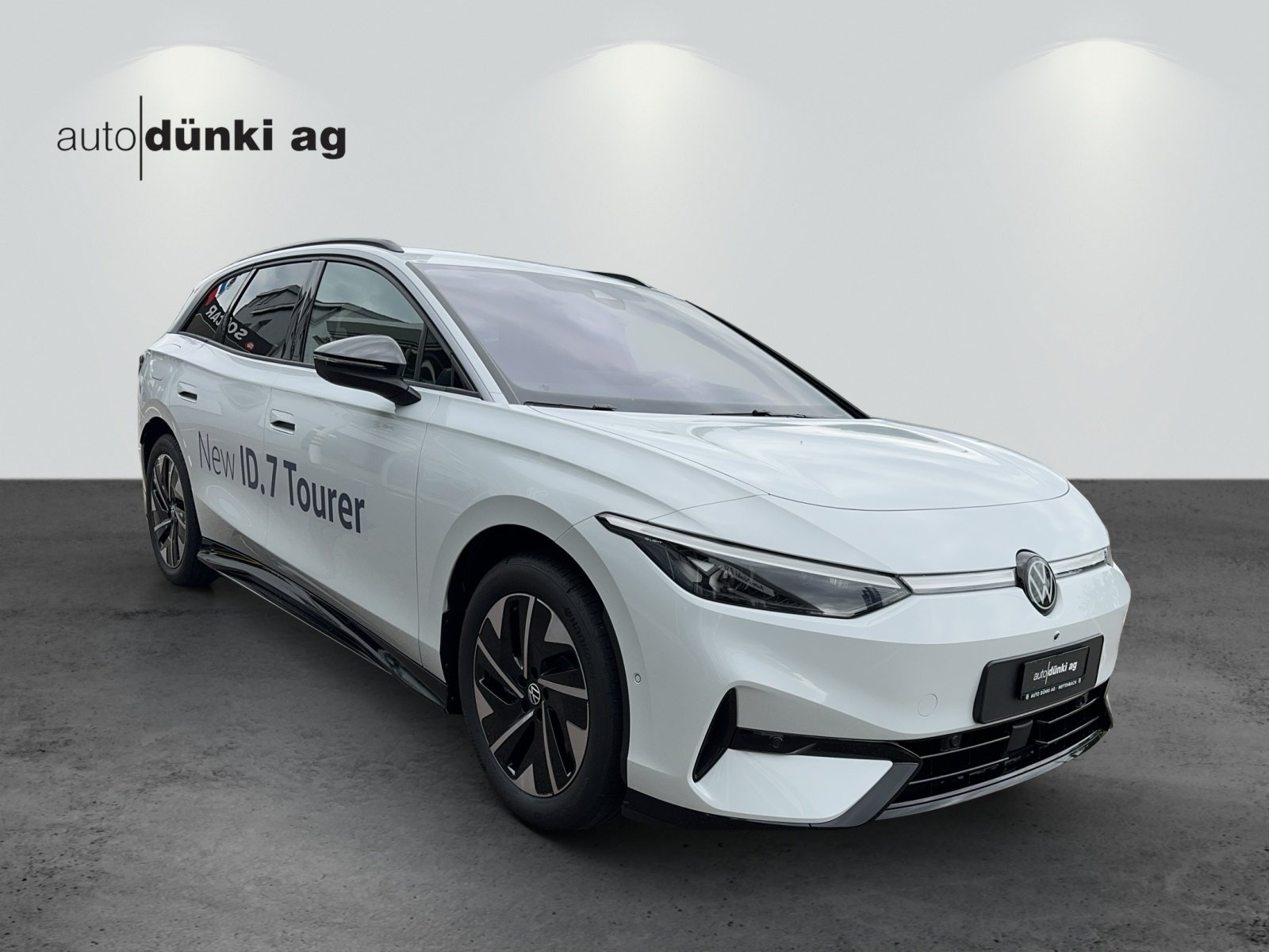 VW ID.7 Tourer Pro 77 kWh United, Electric, Second hand / Used, Automatic - 7